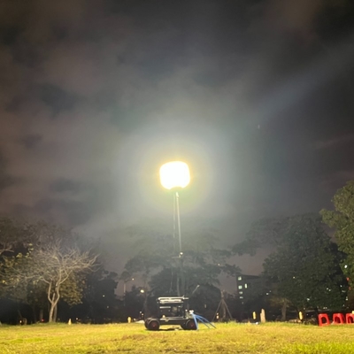 Configurazione rapida e comoda per l'estrazione di 1400W IP65 Lampada da lavoro a pallone su torre faro mobile